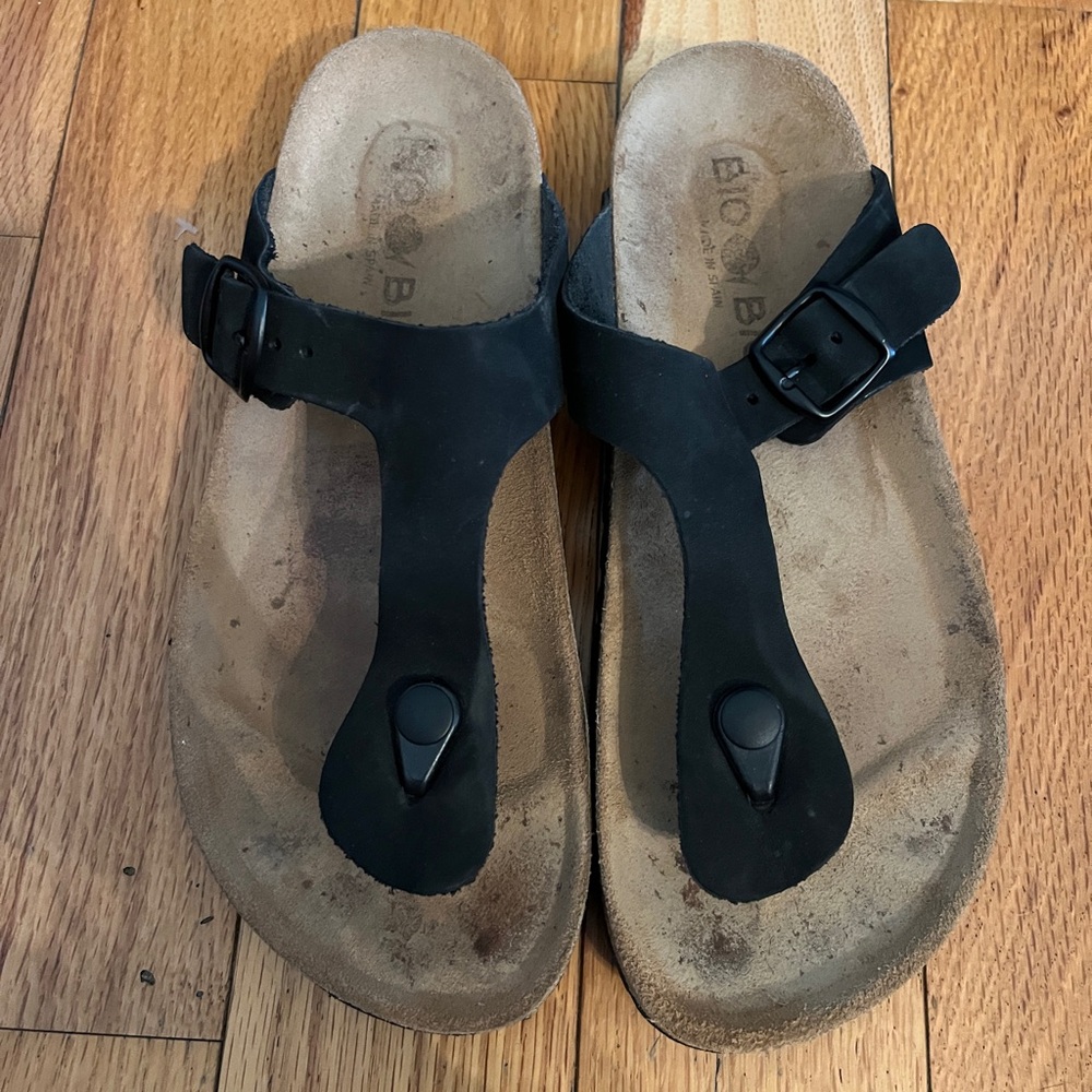 Bio Bio Black Genuine Leather Adjustable Buckle Thong Cork Bed Sandals‎ Size 39